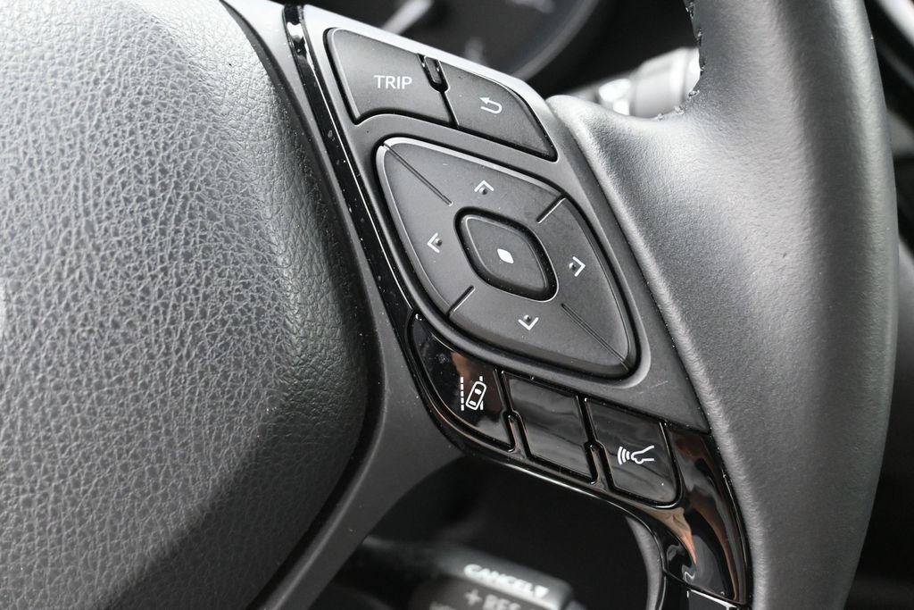 Certified 2021 Toyota C-HR Limited FWD image 19