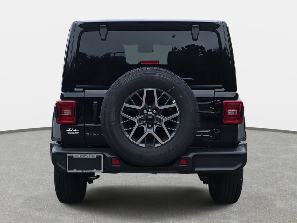 New 2025 Jeep Wrangler Unlimited Sahara AWD/4WD image 6