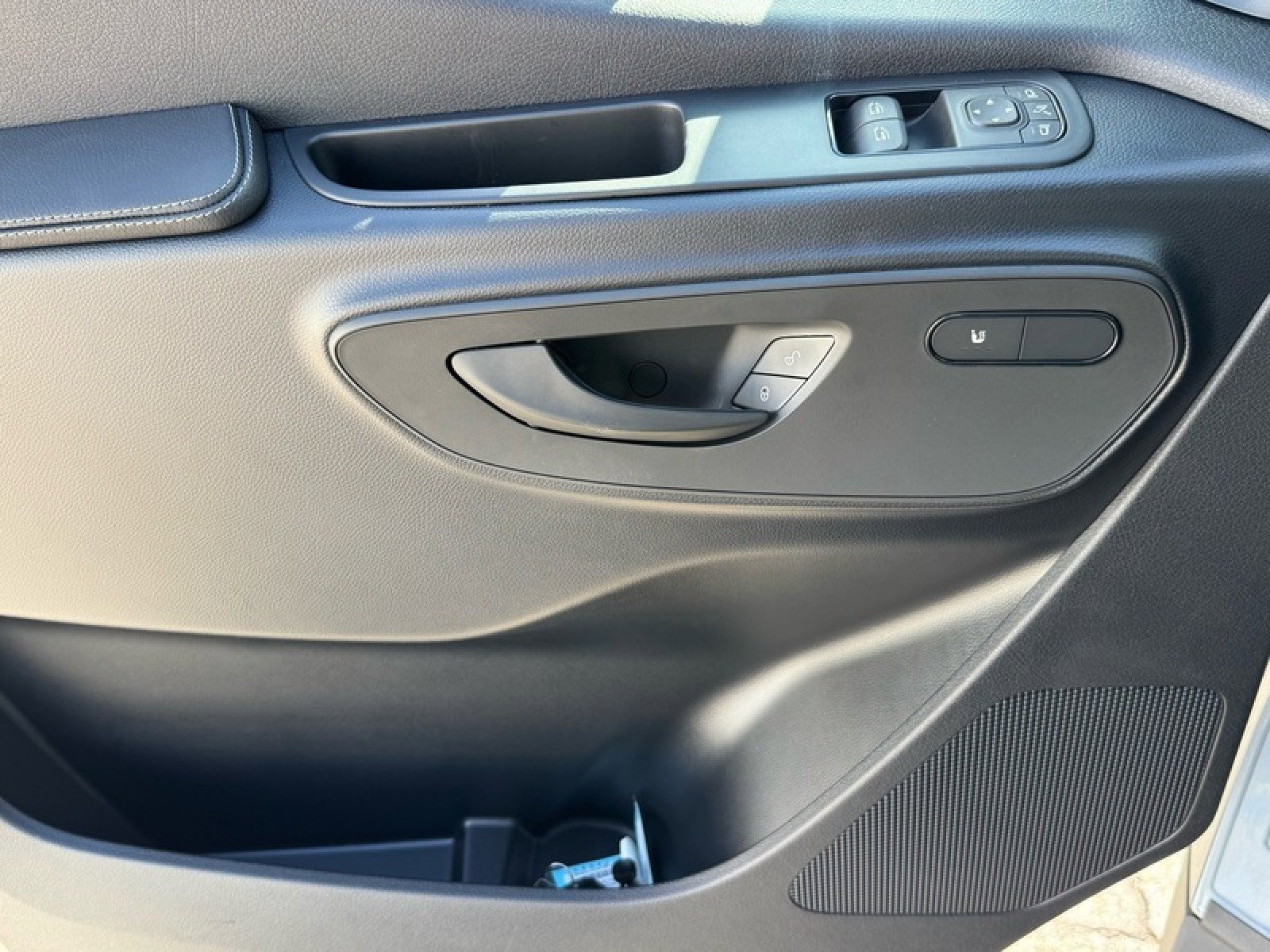 New 2025 Mercedes-Benz Sprinter 2500 image 12