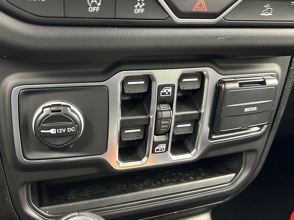 New 2026 Jeep Gladiator Mojave AWD/4WD image 19