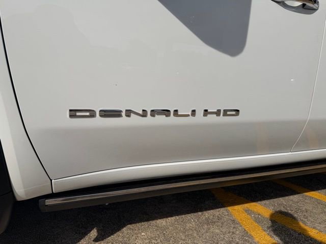 Used 2023 GMC Sierra 3500 Denali w/ Denali Ultimate Package image 5