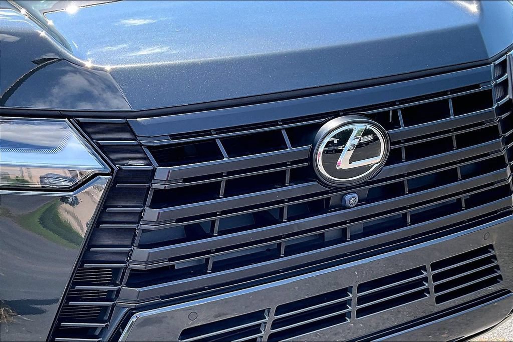 Used 2024 Lexus GX 550 w/ Cold Area Package AWD/4WD image 35