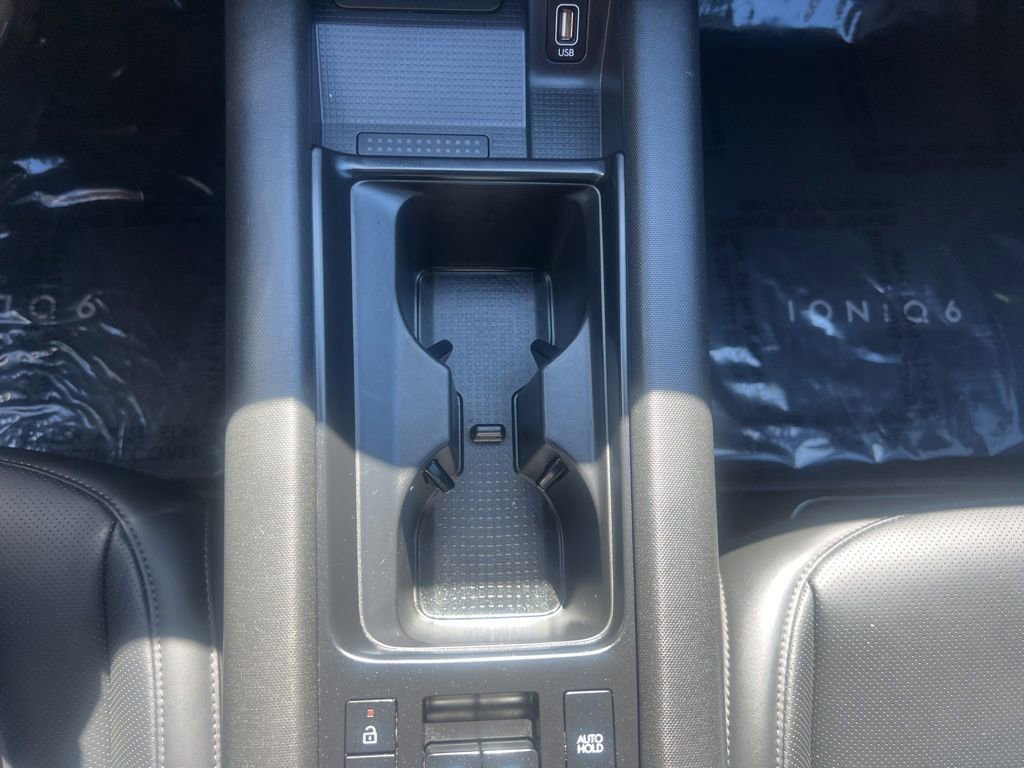 Used 2024 Hyundai Ioniq 6 SEL RWD image 58