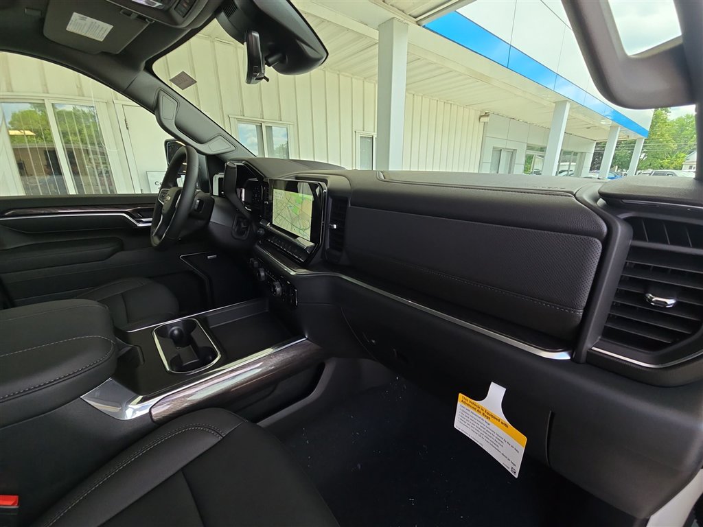 New 2026 Chevrolet Silverado 2500 LTZ w/ LTZ Convenience Package AWD/4WD image 29