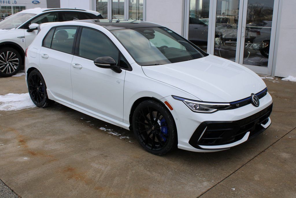 New 2026 Volkswagen Golf image 1