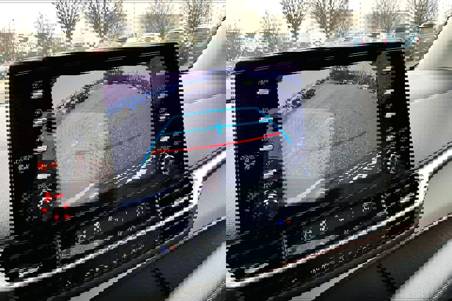 Used 2023 Toyota Sienna XLE image 26