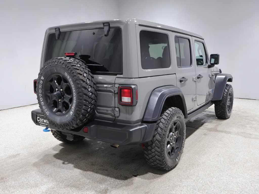 Used 2023 Jeep Wrangler Unlimited w/ Cold Weather Group AWD/4WD image 2