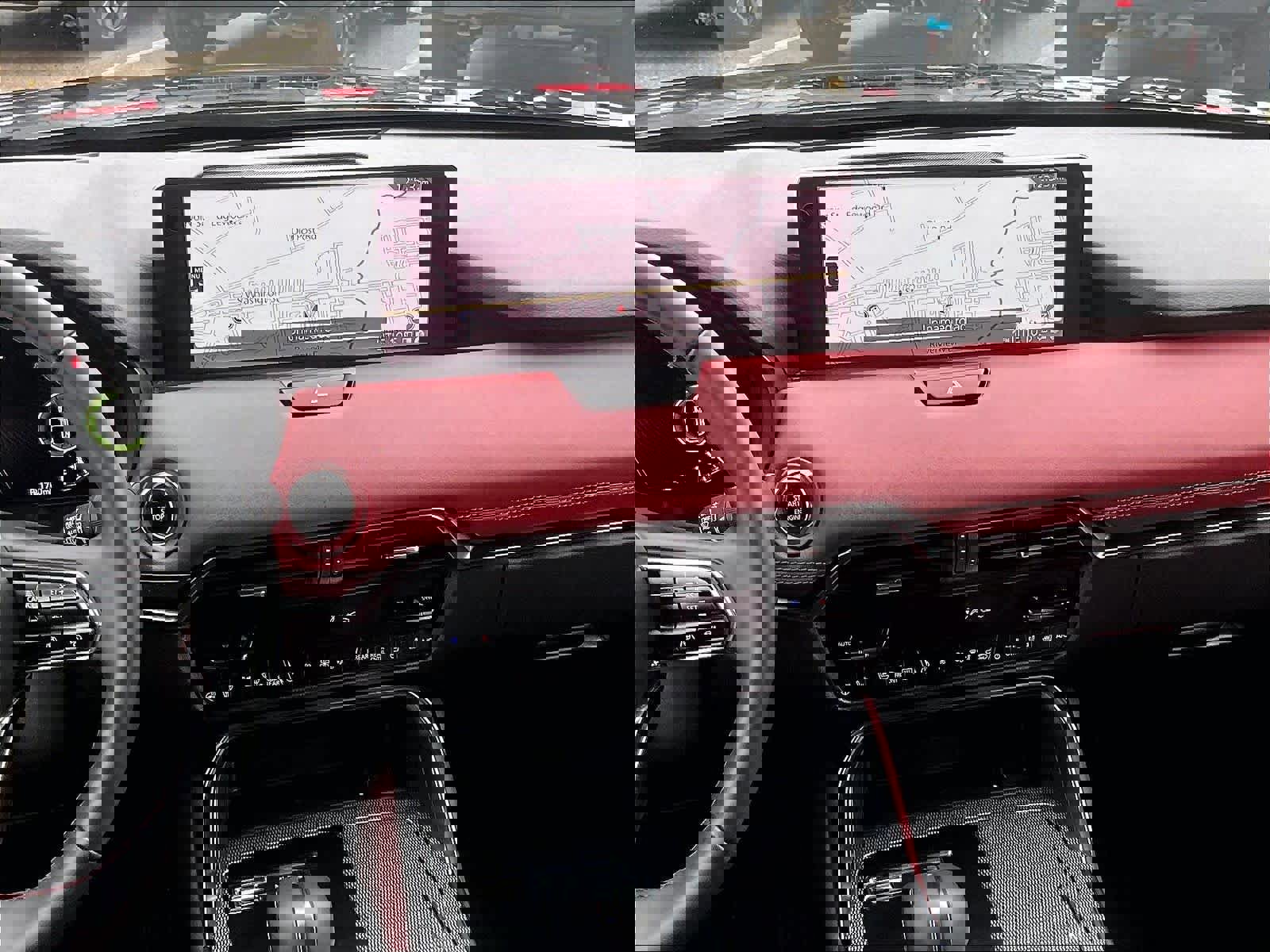 Used 2025 MAZDA CX-70 3.3 Turbo S w/ Premium Package image 18