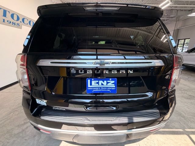 Used 2024 Chevrolet Suburban High Country AWD/4WD image 7