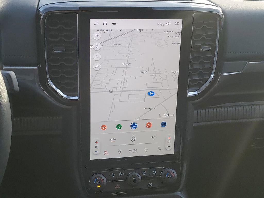 New 2025 Ford Ranger Lariat w/ Black Appearance Package image 19