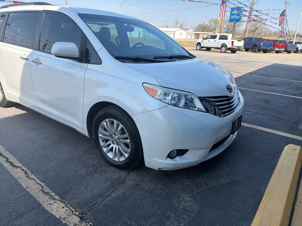 Used 2015 Toyota Sienna XLE w/ XLE Navigation Package