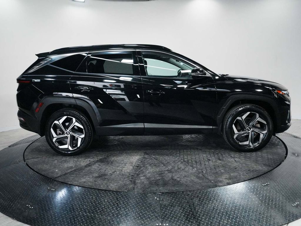 Used 2023 Hyundai Tucson Limited AWD/4WD image 5