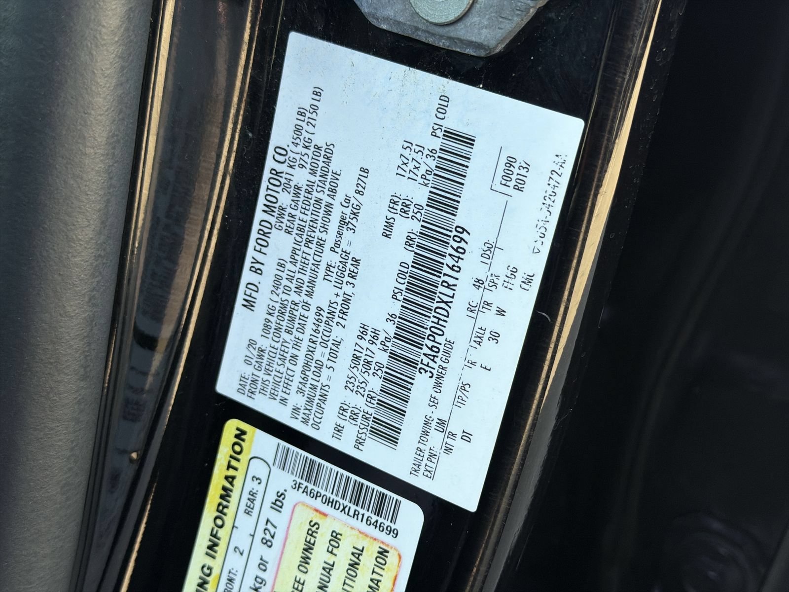 Used 2020 Ford Fusion SE FWD image 39
