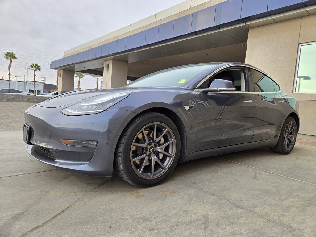 Used 2019 Tesla Model 3 Long Range video 2