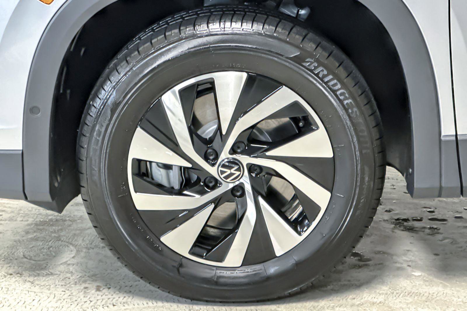 New 2026 Volkswagen Tiguan S image 24