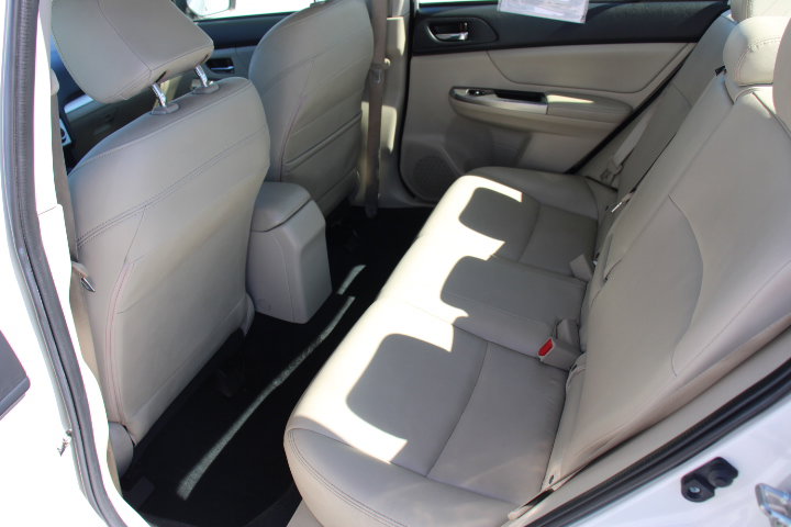 Used 2015 Subaru Impreza 2.0i Limited image 13