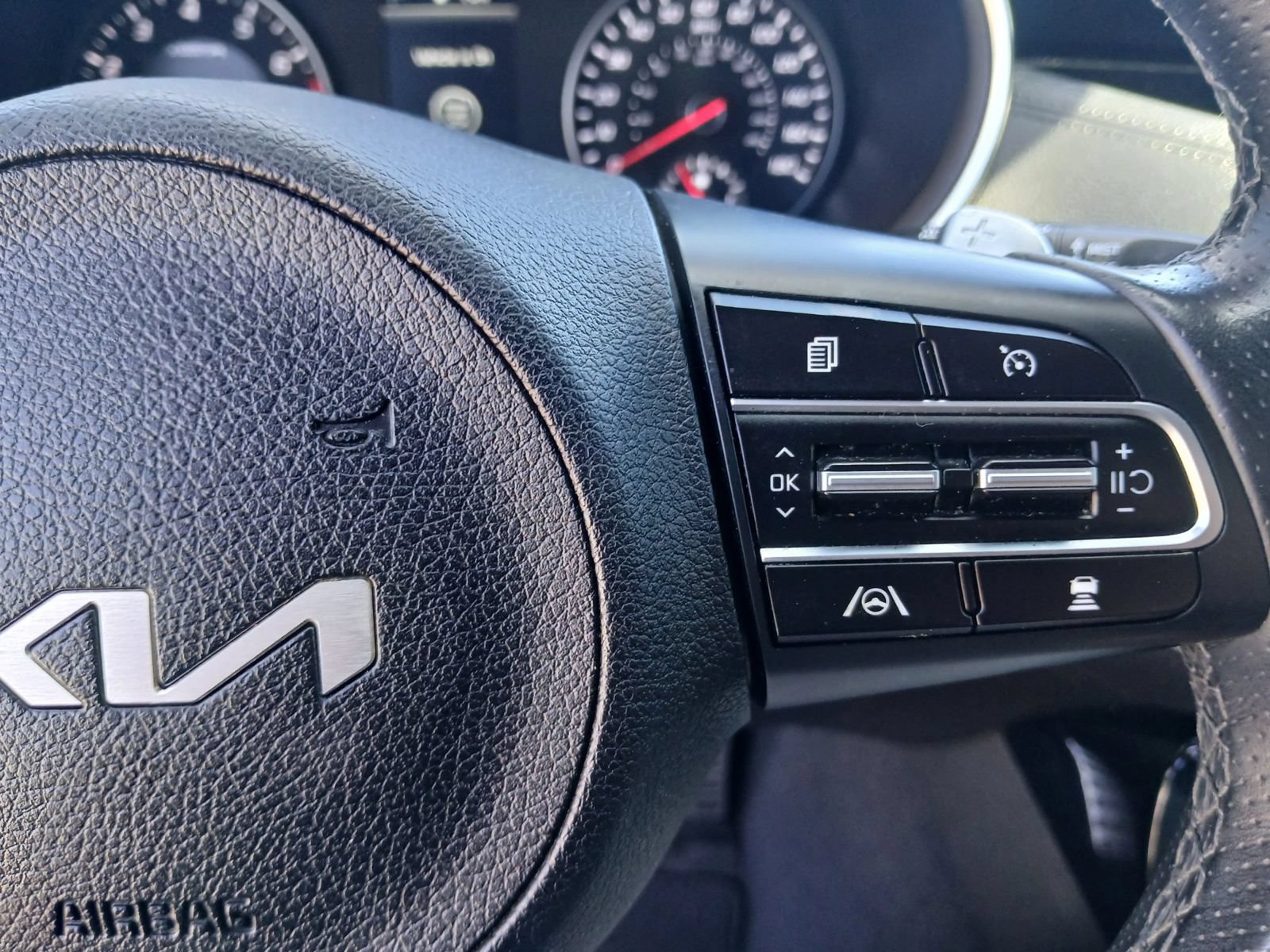 Used 2022 Kia Stinger GT-Line AWD/4WD image 29