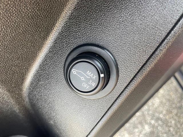 Used 2019 Chevrolet Equinox LT FWD image 10