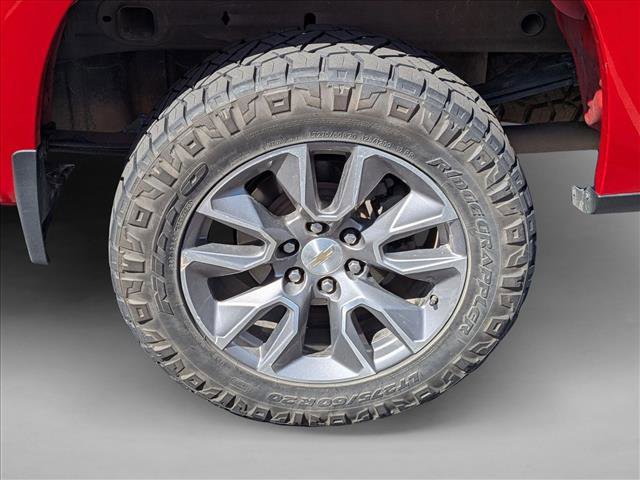 Used 2022 Chevrolet Silverado 1500 LT w/ Z71 Off-Road Package image 15