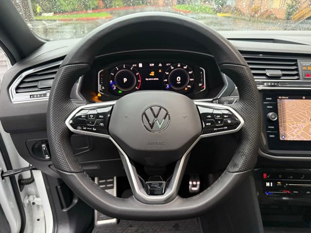 Used 2022 Volkswagen Tiguan SEL R-Line image 14