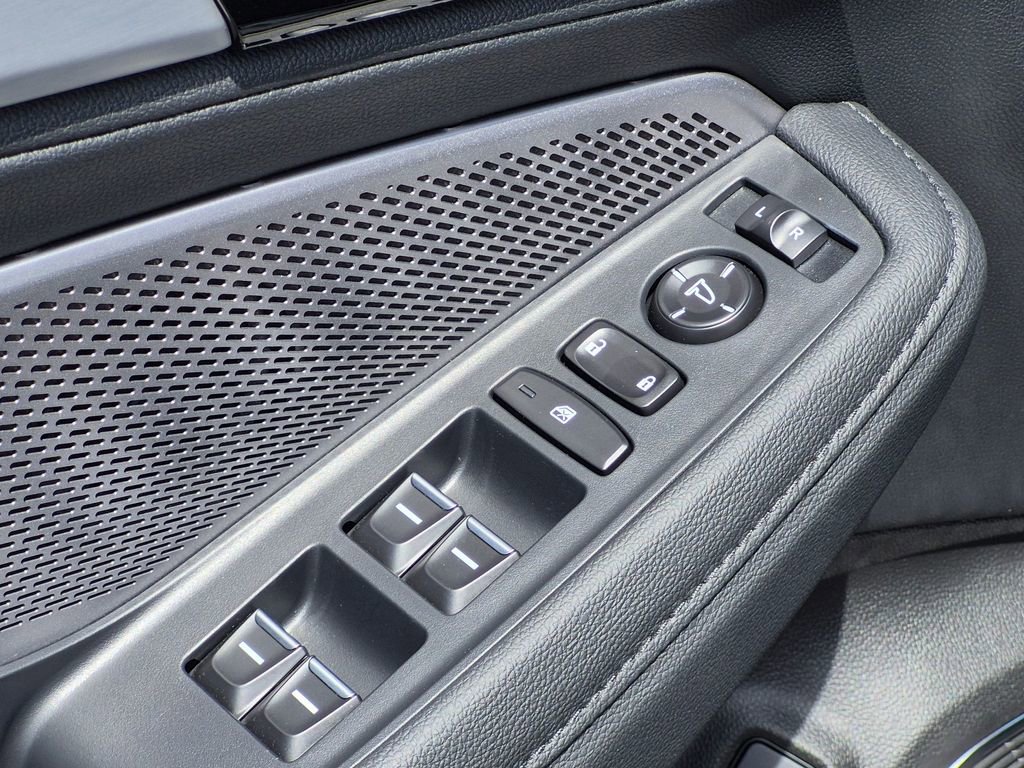 Used 2026 Acura MDX SH-AWD image 15