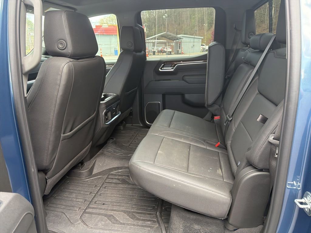 Used 2026 GMC Sierra 1500 Elevation w/ Elevation Premium Package image 7