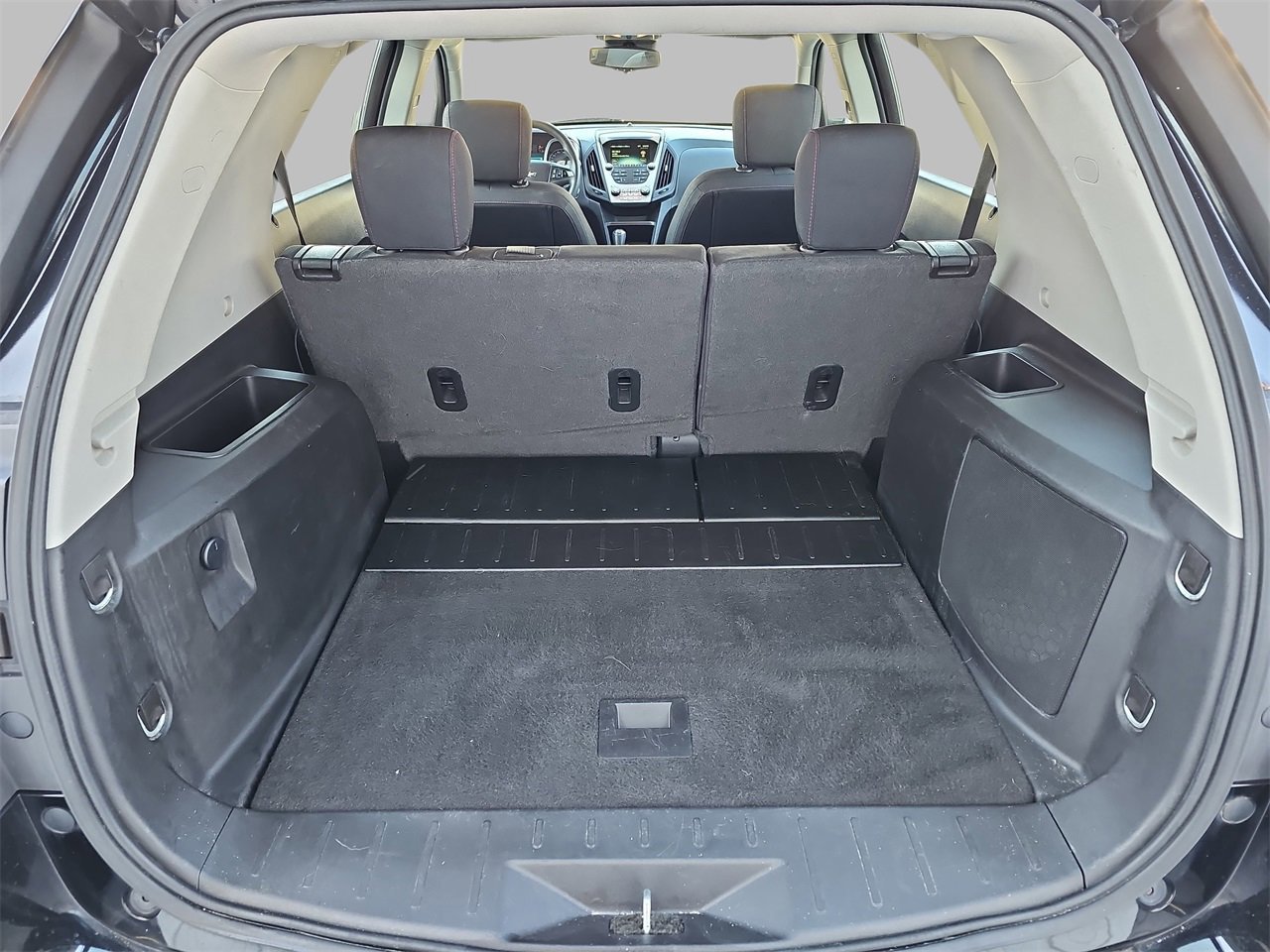 Used 2017 Chevrolet Equinox LS image 12