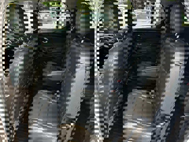 Used 2020 Chevrolet Traverse LT w/ Driver Confidence II Package image 13