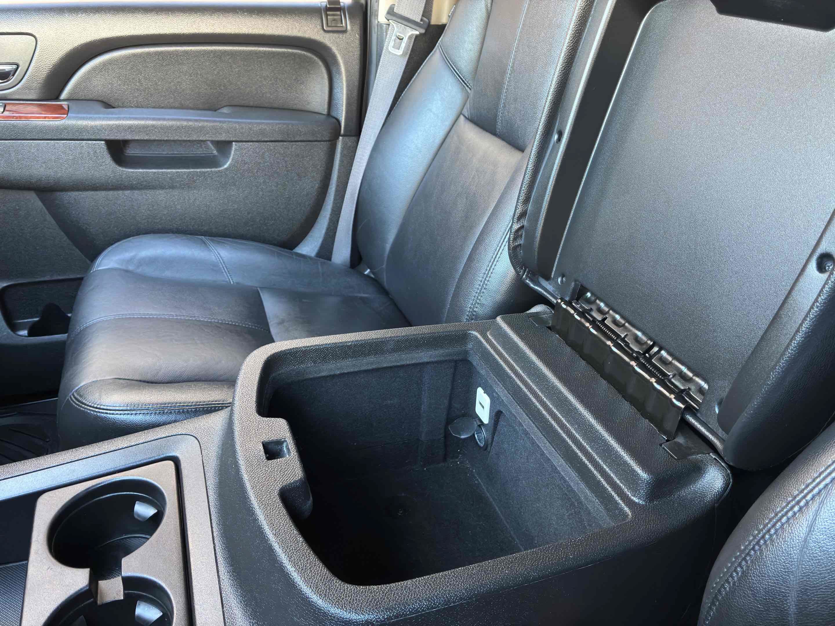 Used 2012 Chevrolet Tahoe LT AWD/4WD image 31