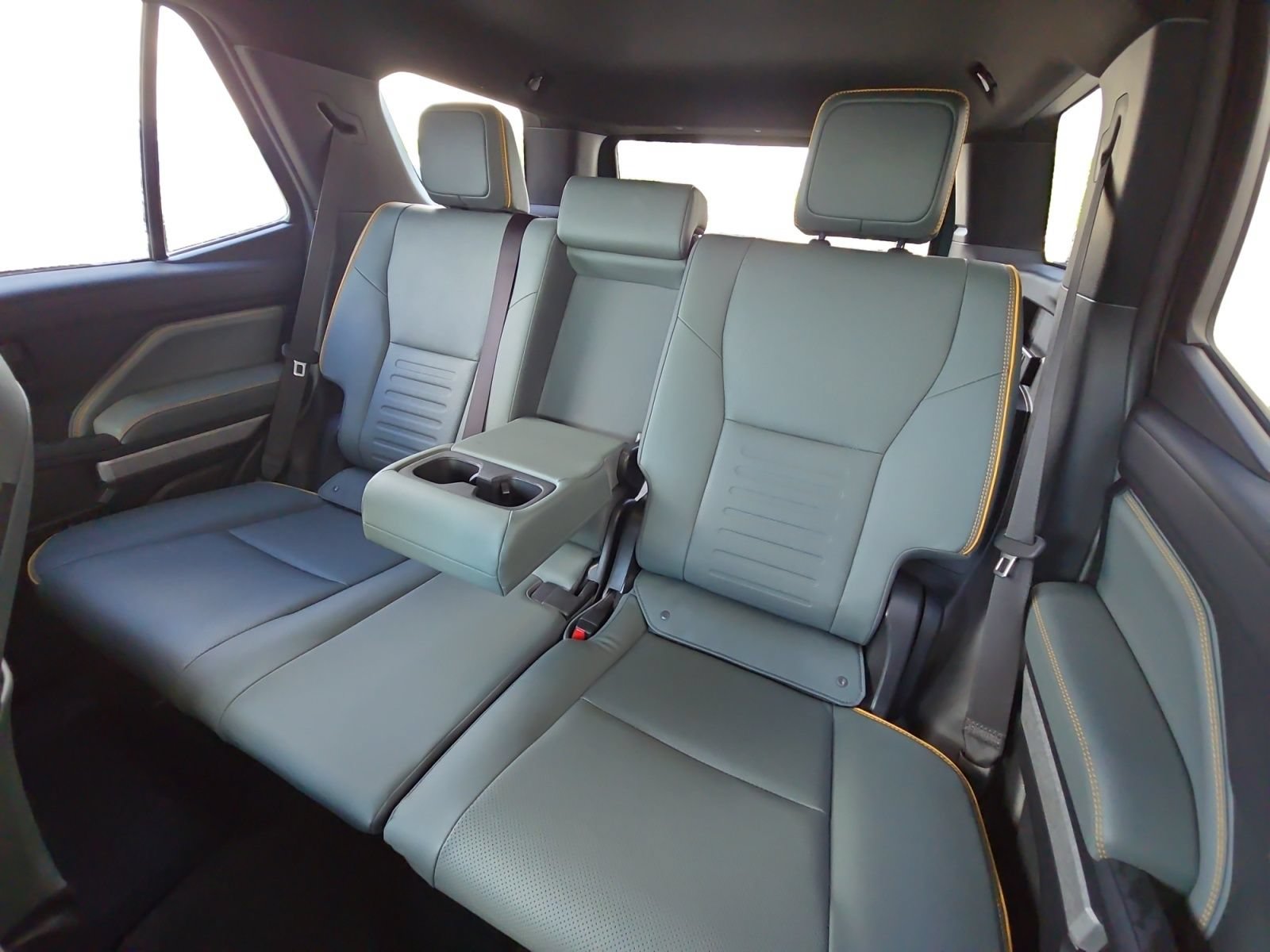 Used 2025 Toyota 4Runner Trailhunter AWD/4WD image 24