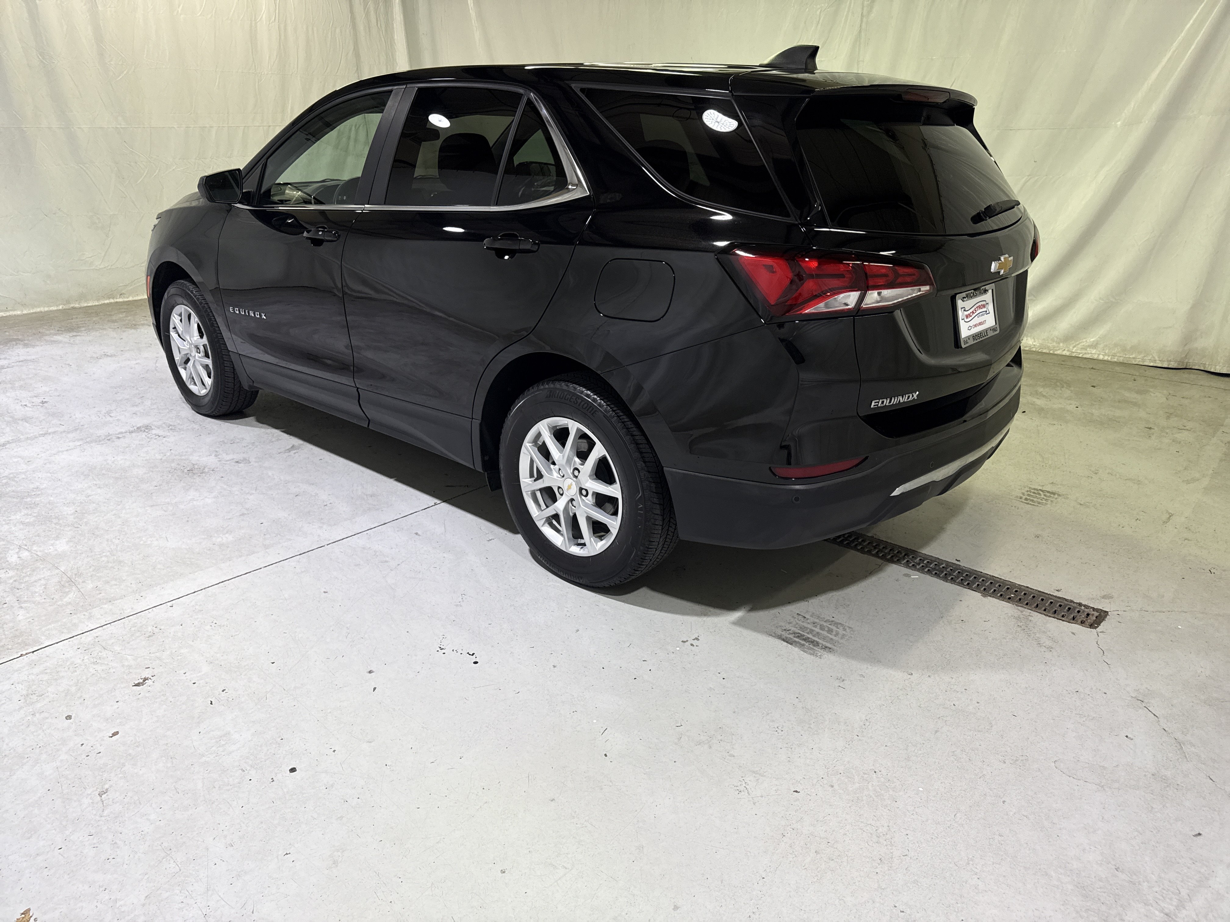 Used 2024 Chevrolet Equinox LT AWD/4WD image 5