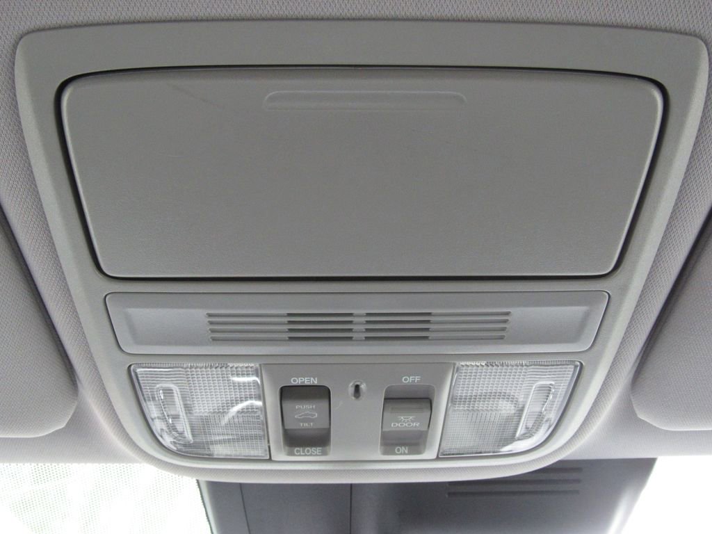 Used 2018 Honda CR-V EX image 26