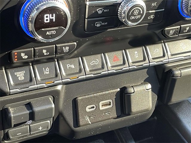 Used 2021 GMC Sierra 2500 Denali w/ Denali Ultimate Package image 29