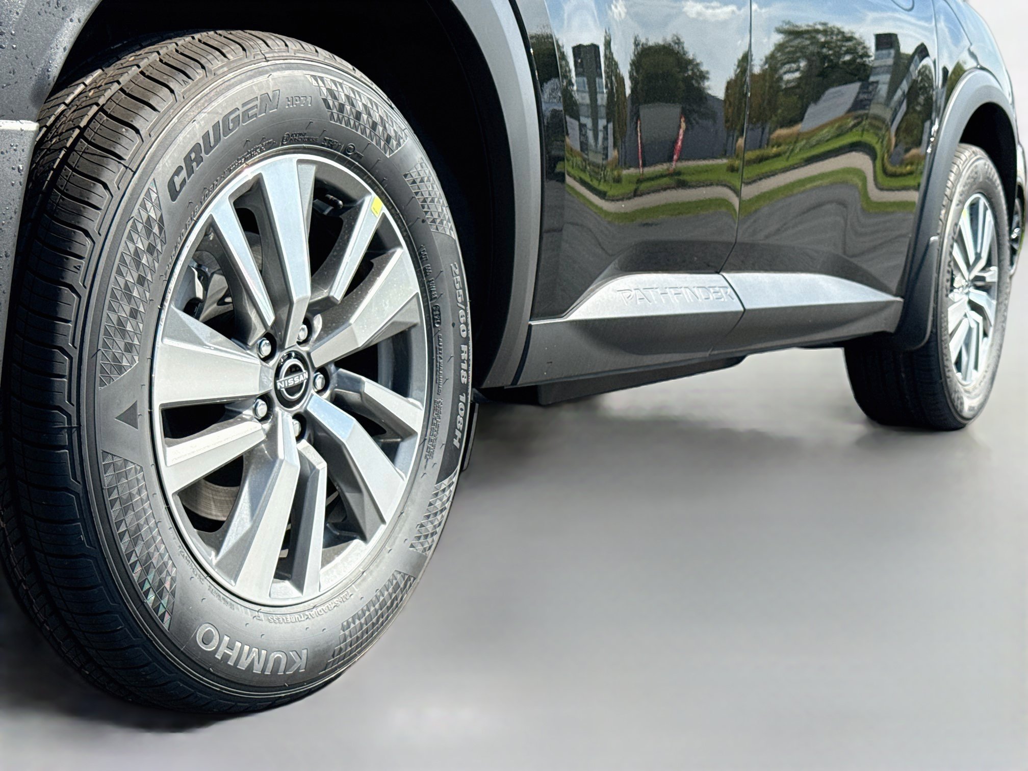 New 2026 Nissan Pathfinder SL AWD/4WD image 16