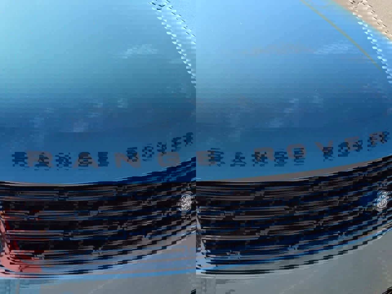 Used 2023 Land Rover Range Rover Sport SE image 11