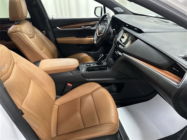 Used 2023 Cadillac XT5 Premium Luxury w/ LPO, Floor Liner Package image 18