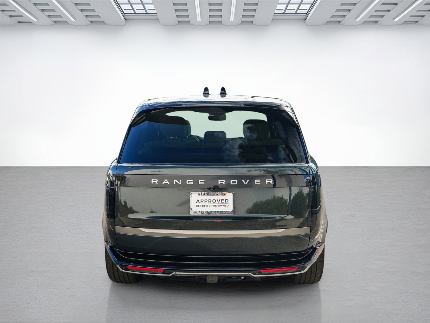 Certified 2025 Land Rover Range Rover SE image 7