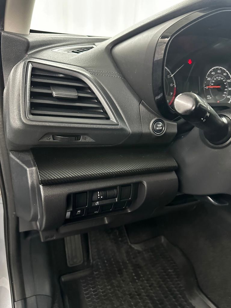Used 2019 Subaru Impreza 2.0i image 13