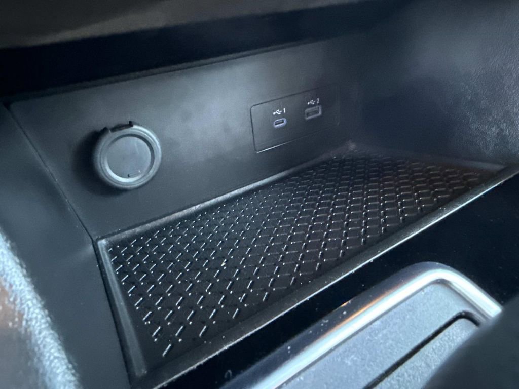 Certified 2024 Nissan Pathfinder SV image 26