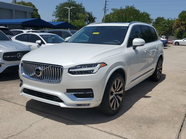 Certified 2025 Volvo XC90 B5 Core w/ Protection Package Premier AWD/4WD image 1