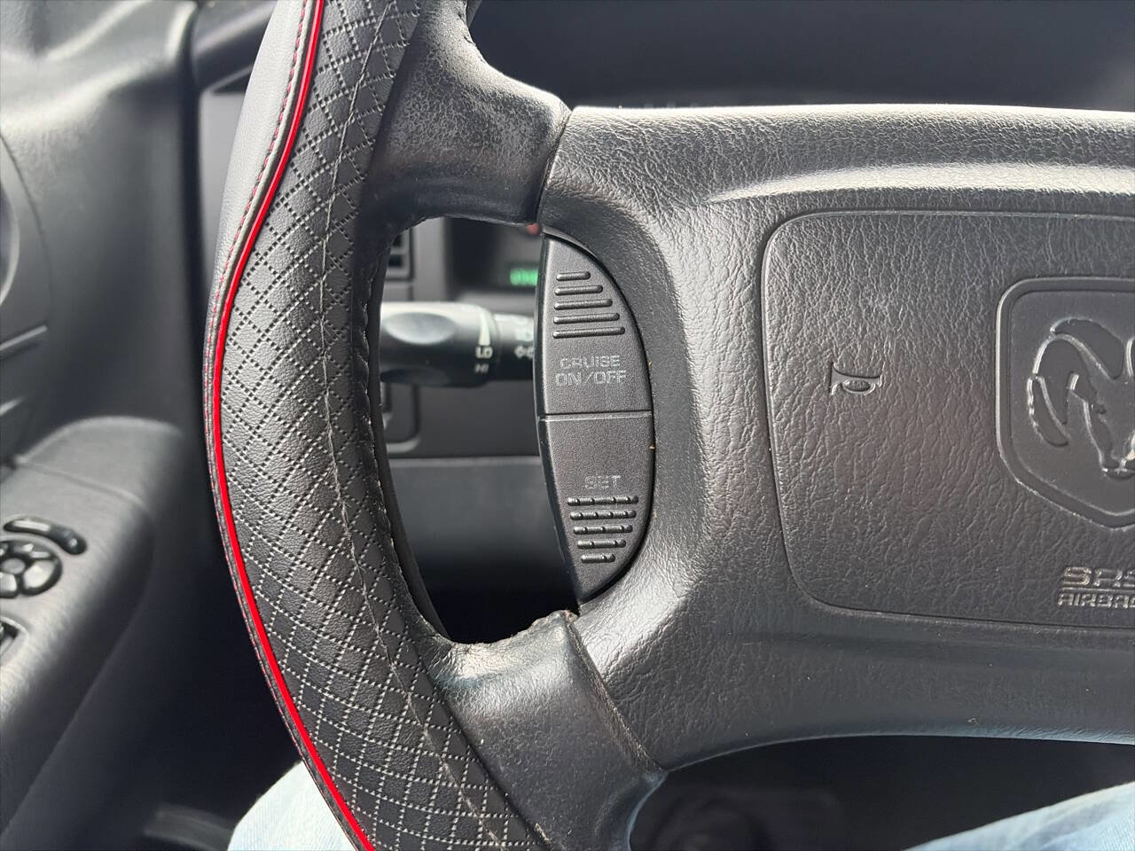 Used 2004 Dodge Dakota Sport w/ Deluxe Convenience Group image 23