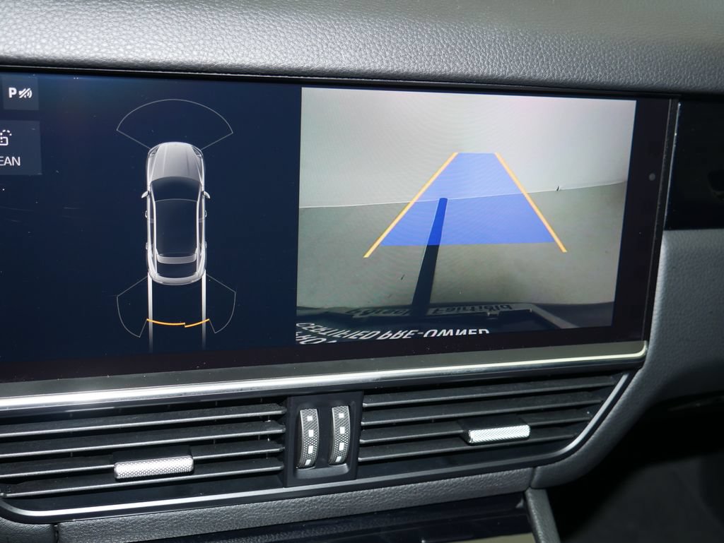 Certified 2021 Porsche Cayenne Coupe AWD/4WD image 40