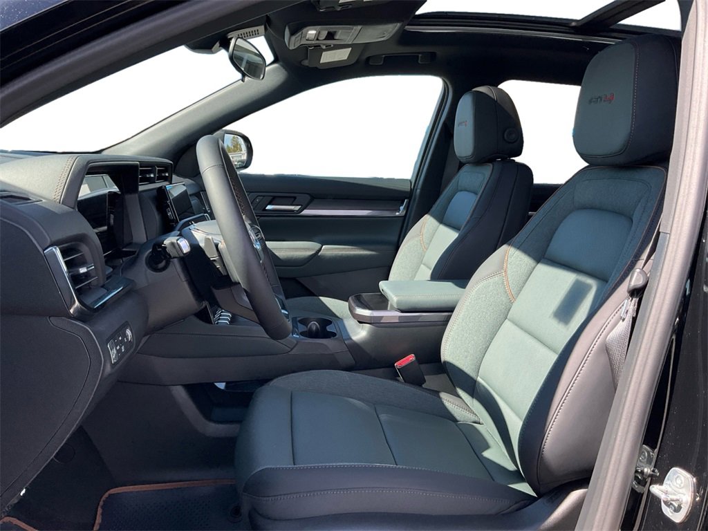 New 2026 GMC Terrain AT4 w/ Convenience Package III image 25