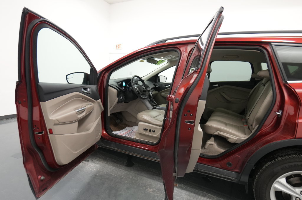 Used 2016 Ford Escape SE w/ SE Leather Comfort Package AWD/4WD image 20