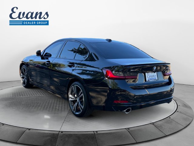 Used 2023 BMW 330i xDrive Sedan w/ Premium Package AWD/4WD image 4