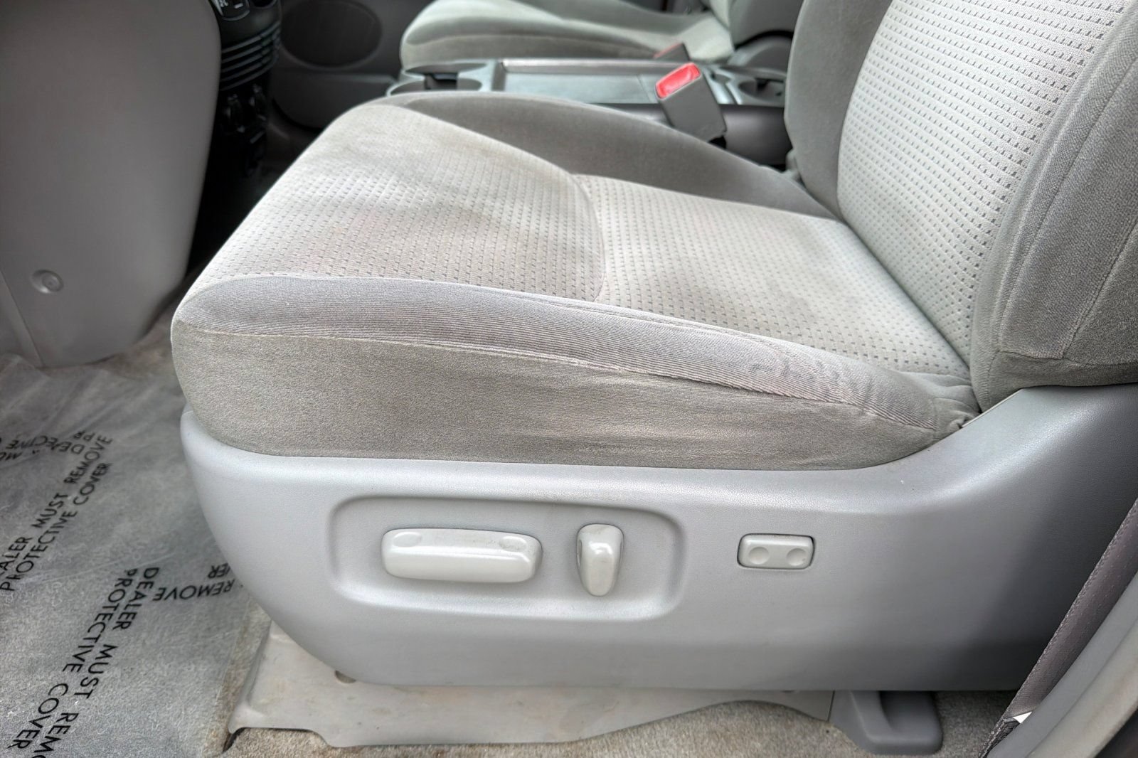 Used 2008 Toyota Sienna LE FWD image 13