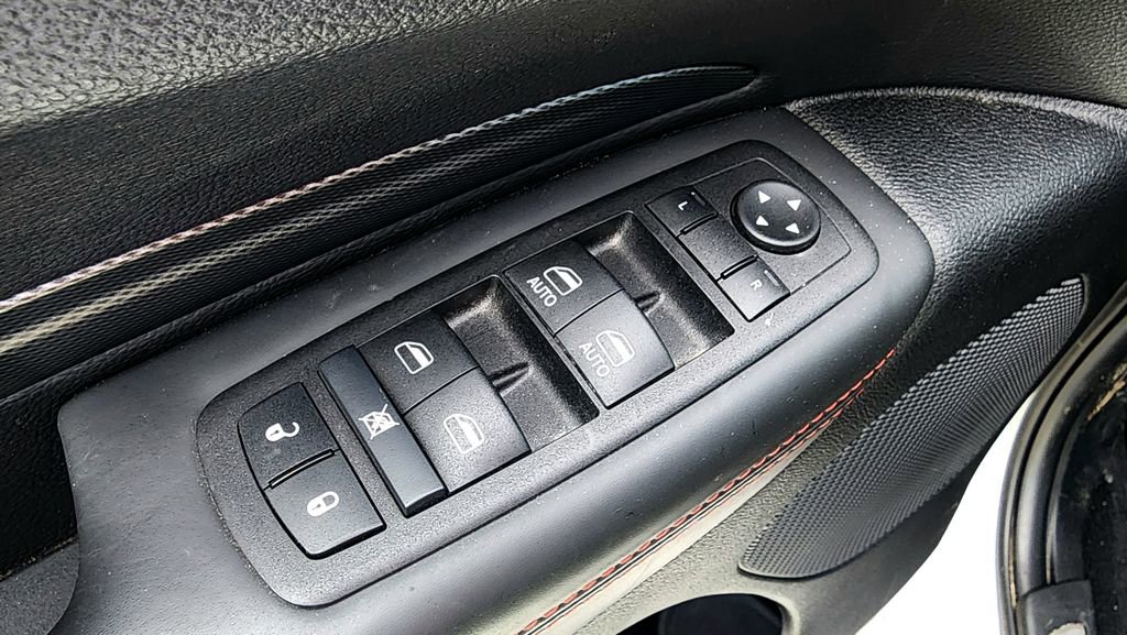 Used 2025 Dodge Durango R/T image 25