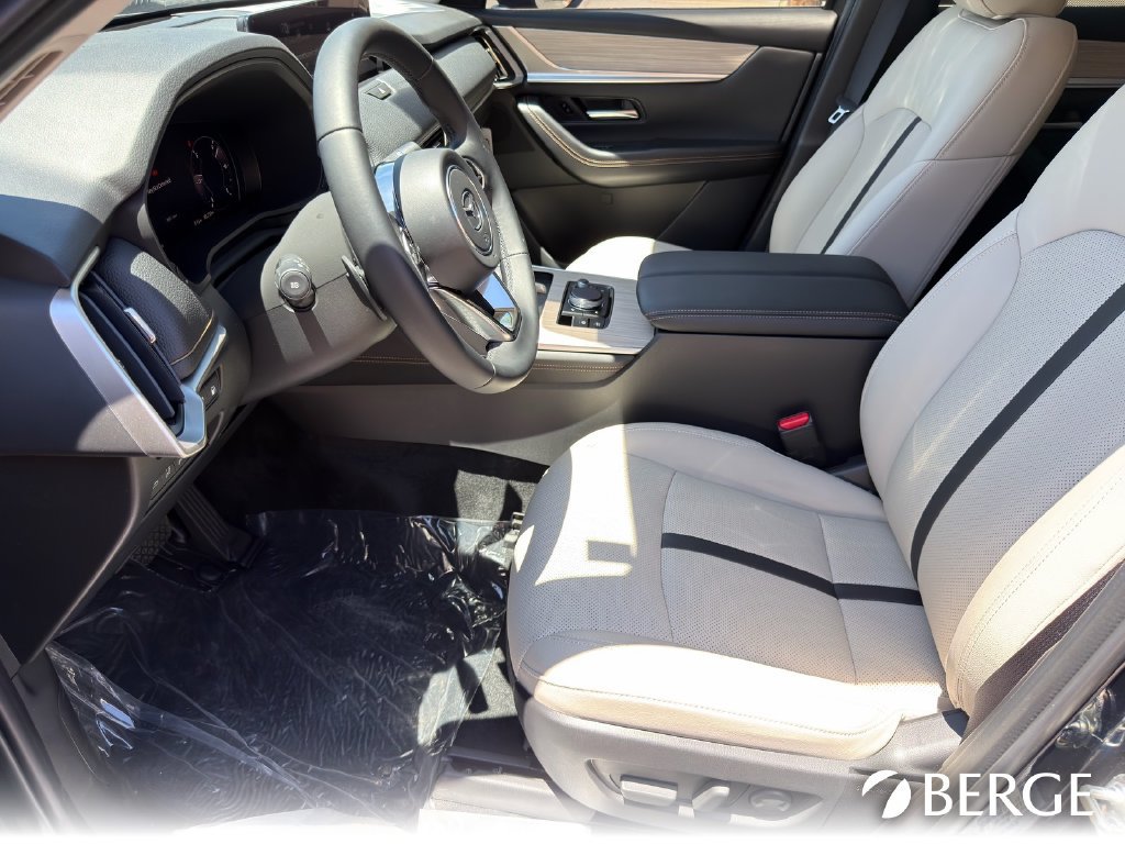New 2026 MAZDA CX-90 Plug-In Hybrid w/ Preferred AWD/4WD image 12