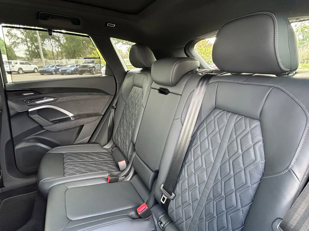 New 2025 Audi SQ5 Premium Plus AWD/4WD image 86