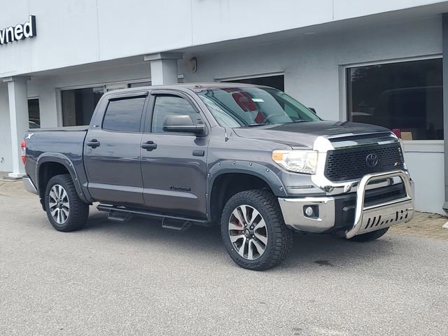 Used 2017 Toyota Tundra SR5 w/ SR5 Upgrade Package AWD/4WD image 35